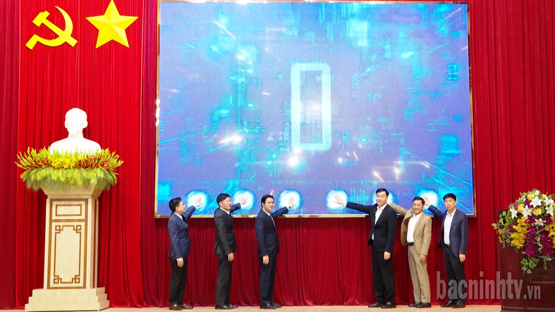 Ra mắt mô hình phường Suối Hoa chuyển đổi số toàn diện