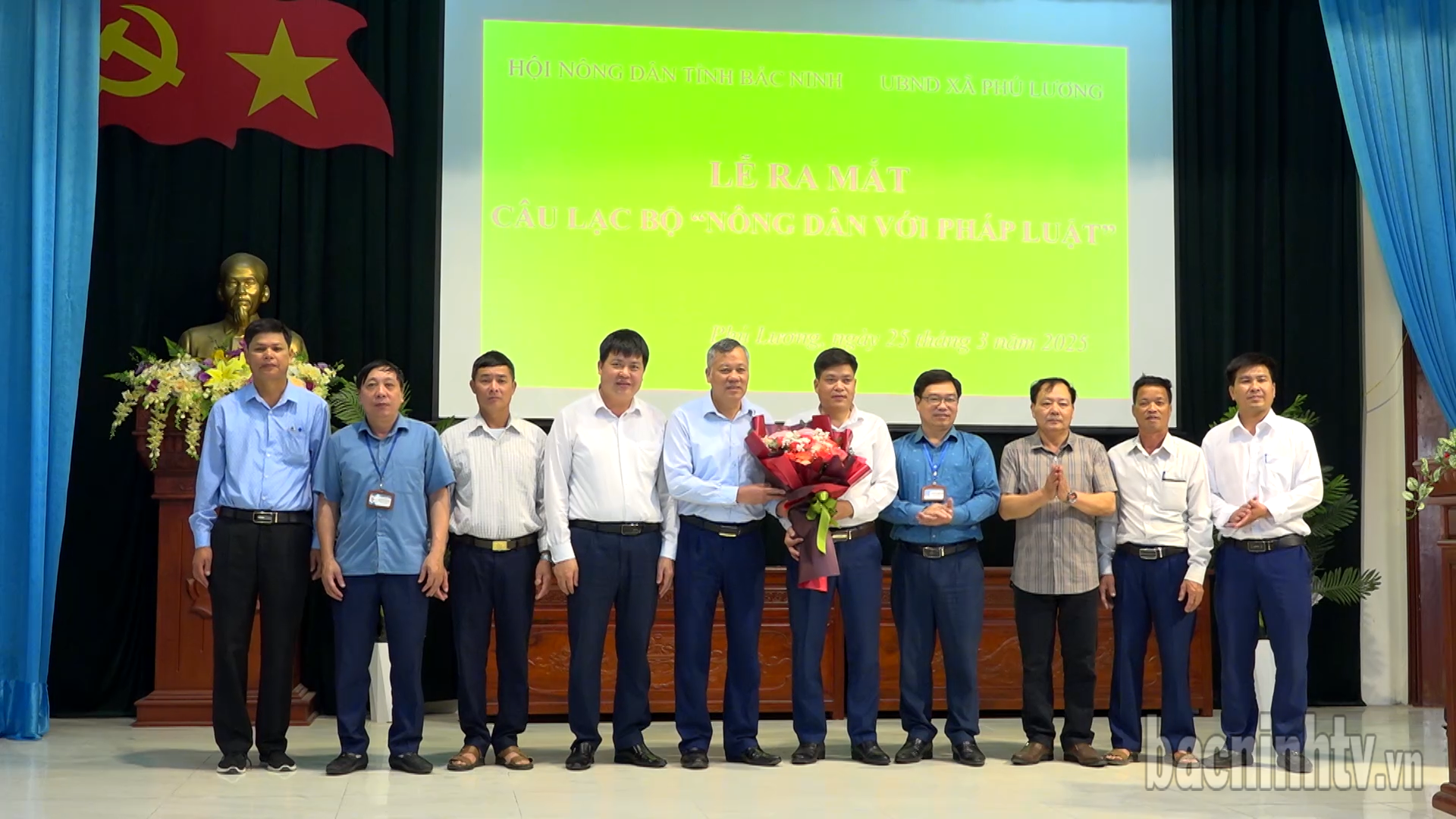 Ra mắt Câu lạc bộ Nông dân với pháp luật xã Phú Lương, huyện Lương Tài