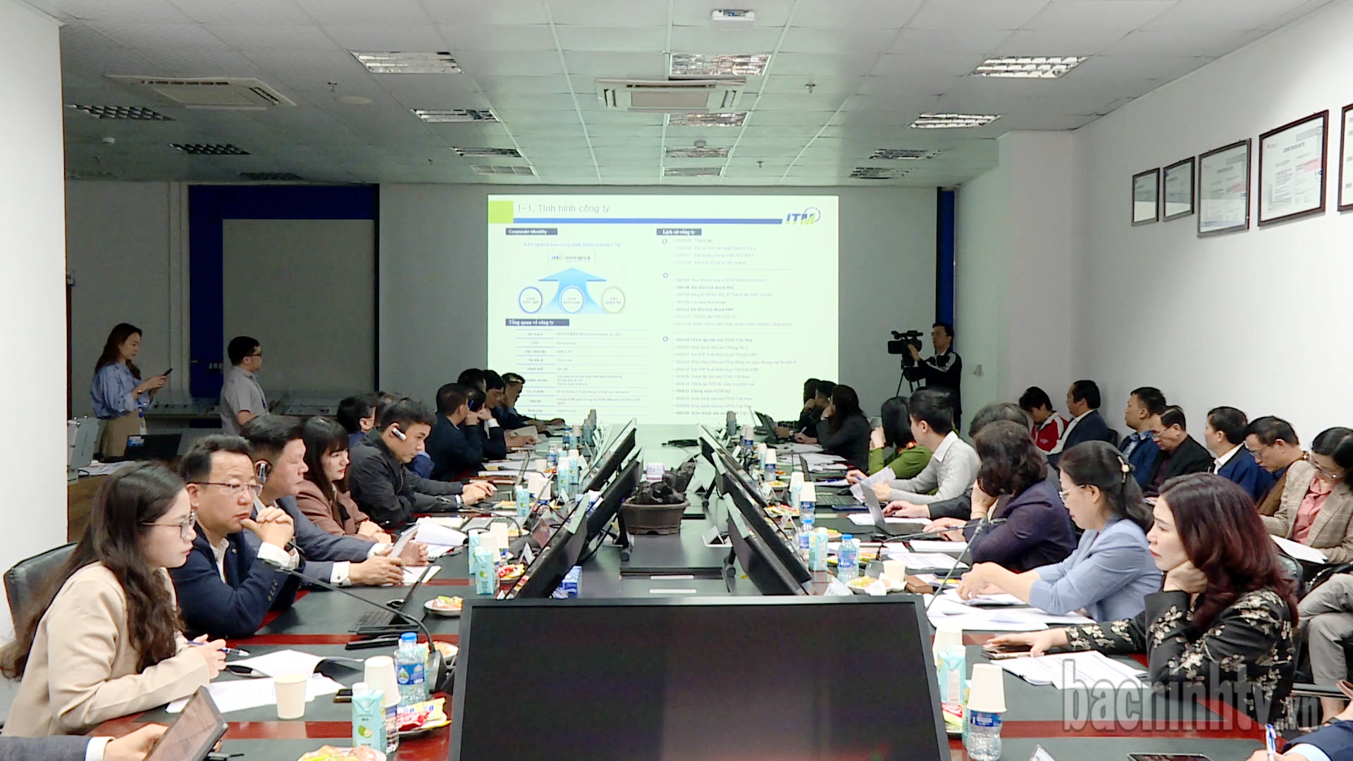 Uỷ ban Văn hoá và Xã hội khảo sát việc thực hiện phòng, chống tác hại của thuốc lá và phòng, chống ma tuý tại tỉnh Bắc Ninh
