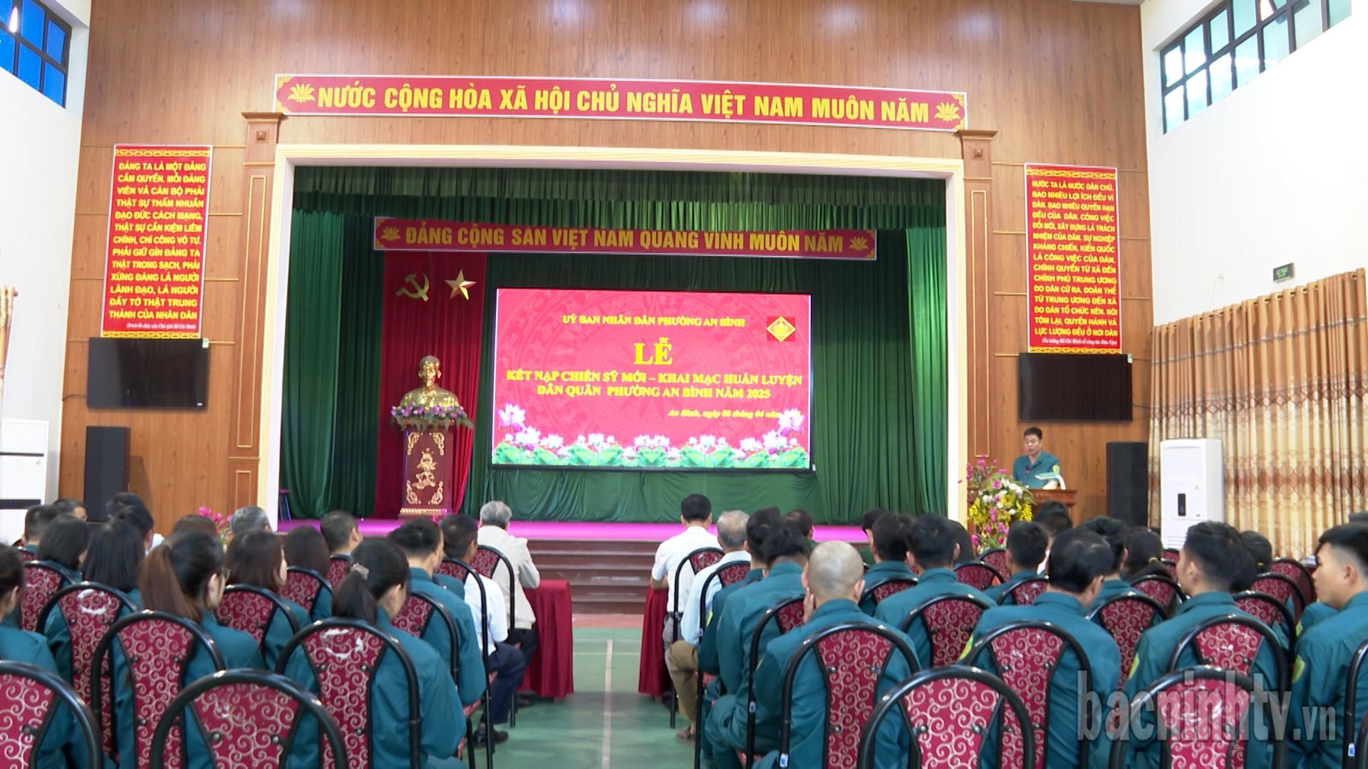 Khai mạc huấn luyện dân quân tự vệ năm 2025