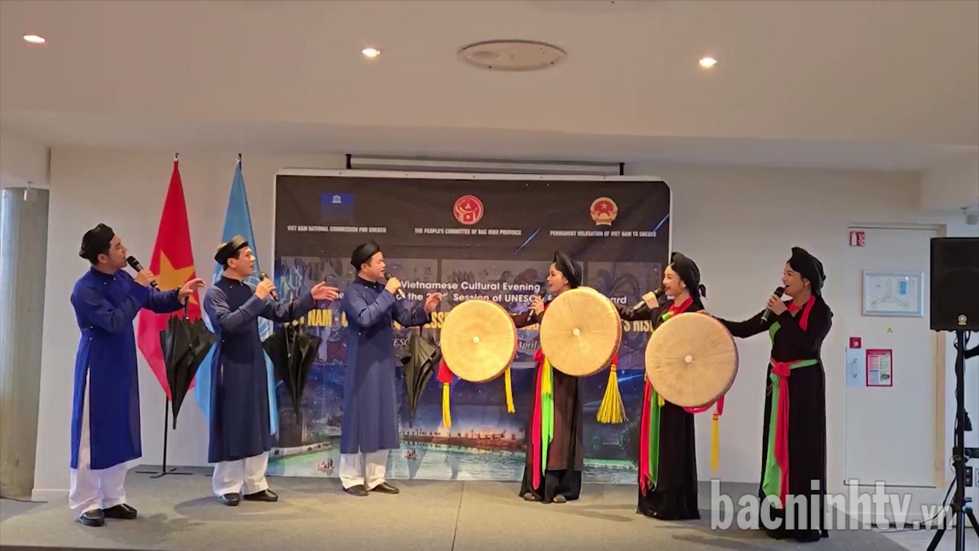    Việt Nam - Tinh hoa văn hóa và khát vọng vươn mình tại Pháp