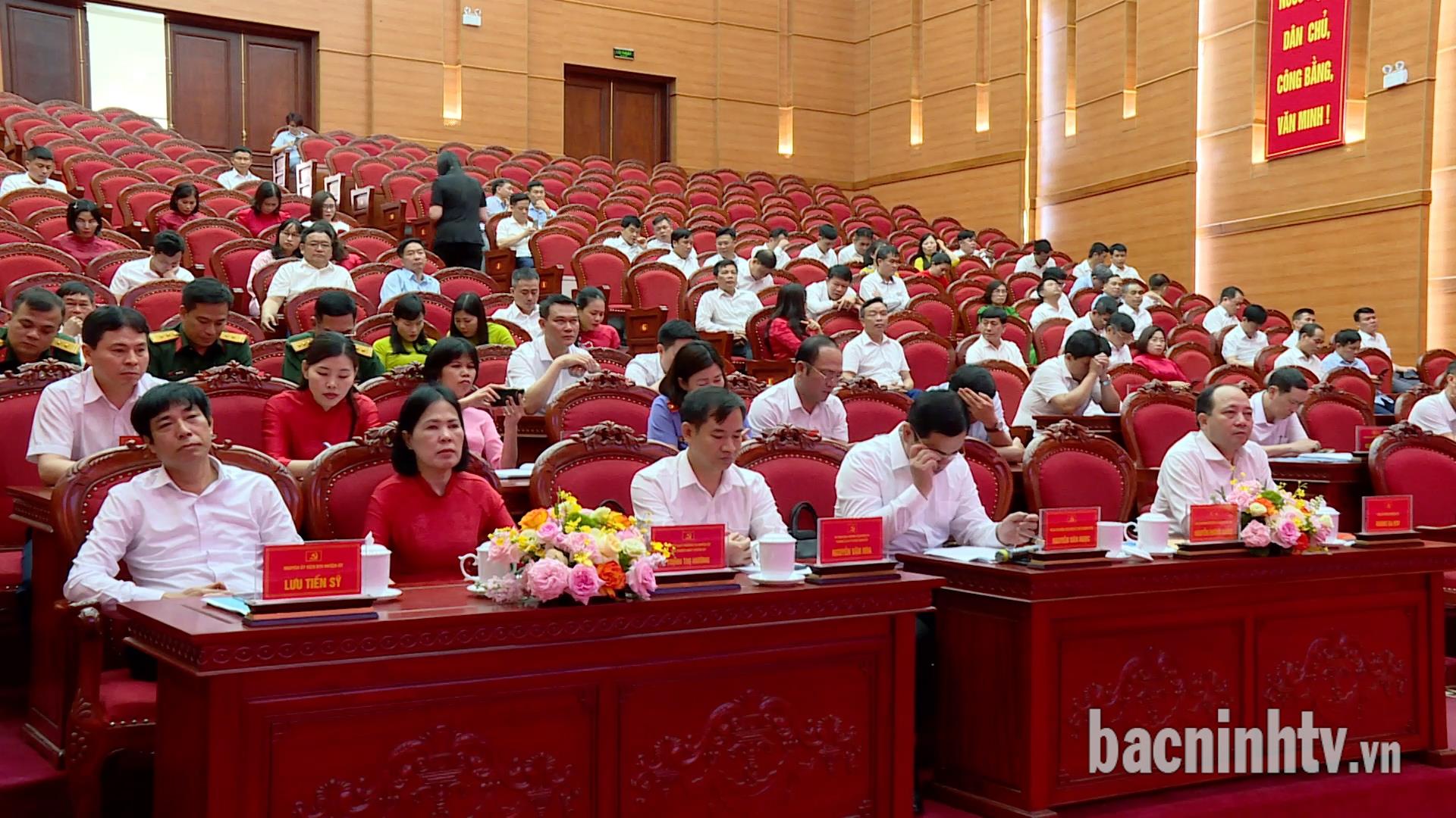 Yên Phong sơ kết 5 năm thực hiện Kết luận số 01 của Bộ Chính trị