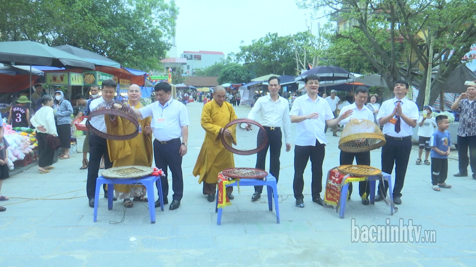 Thị xã Thuận Thành khai Hội chùa Dâu