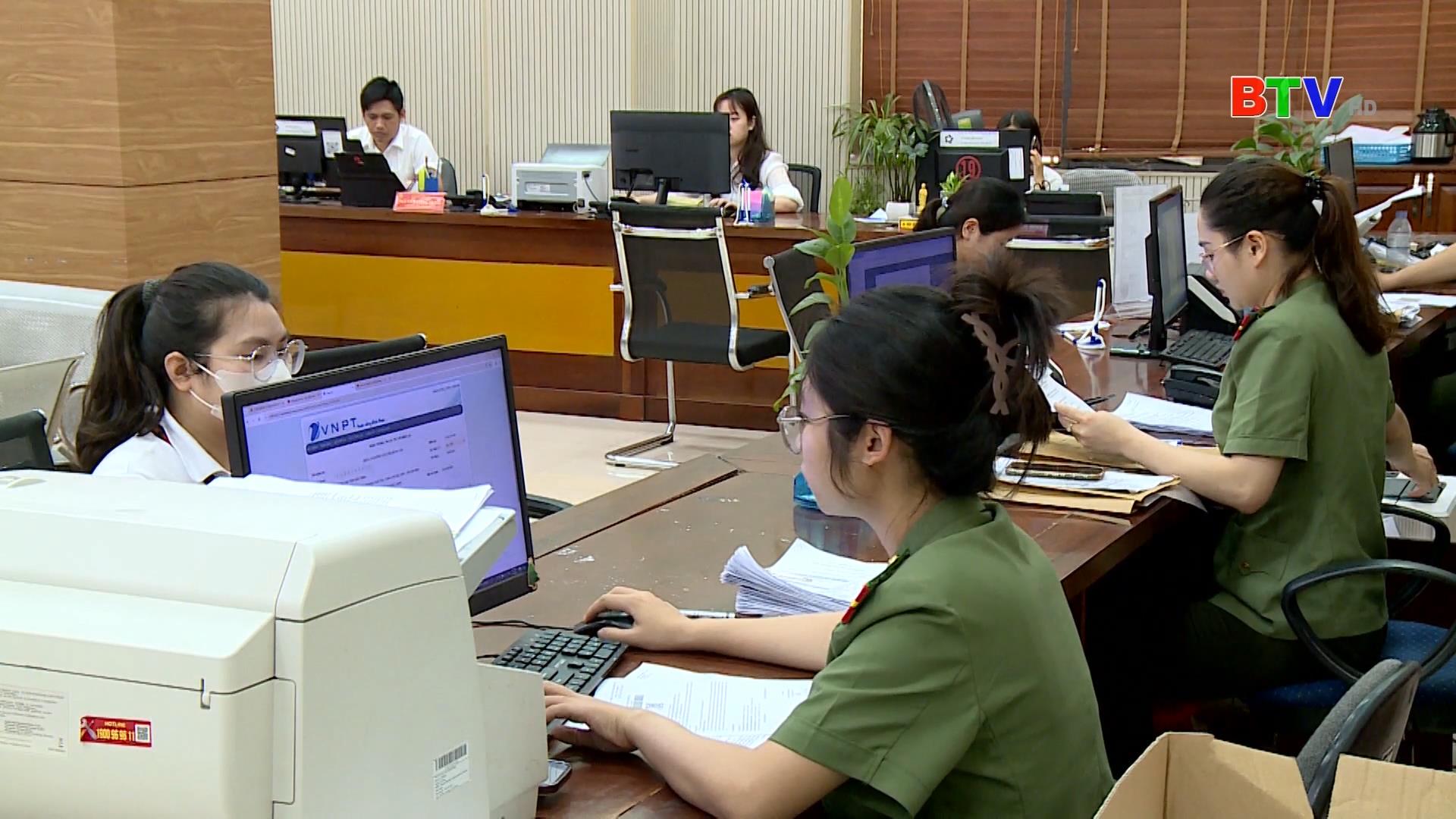 DỊCH VỤ CÔNG TRỰC TUYẾN NGÀY CÀNG ĐẾN GẦN NGƯỜI DÂN