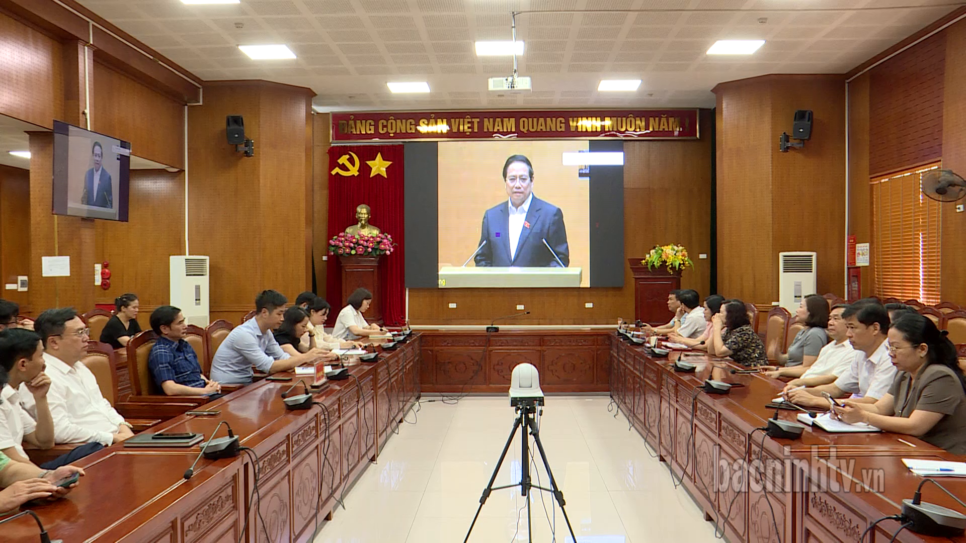 Các đơn vị, địa phương quán triệt và triển khai thực hiện Nghị quyết số 66, Nghị quyết số 68 của Bộ Chính trị
