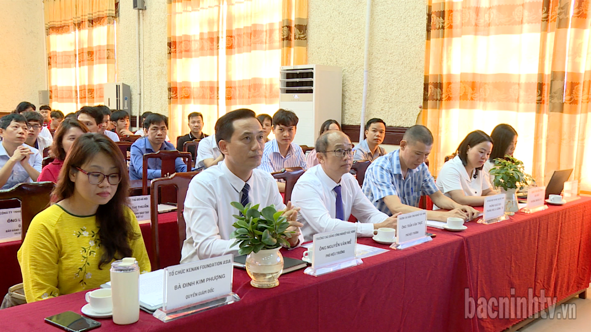 Triển khai Dự án “Thu hẹp khoảng cách về kiến thức và kỹ năng nghề cho sinh viên Việt Nam” năm 2025