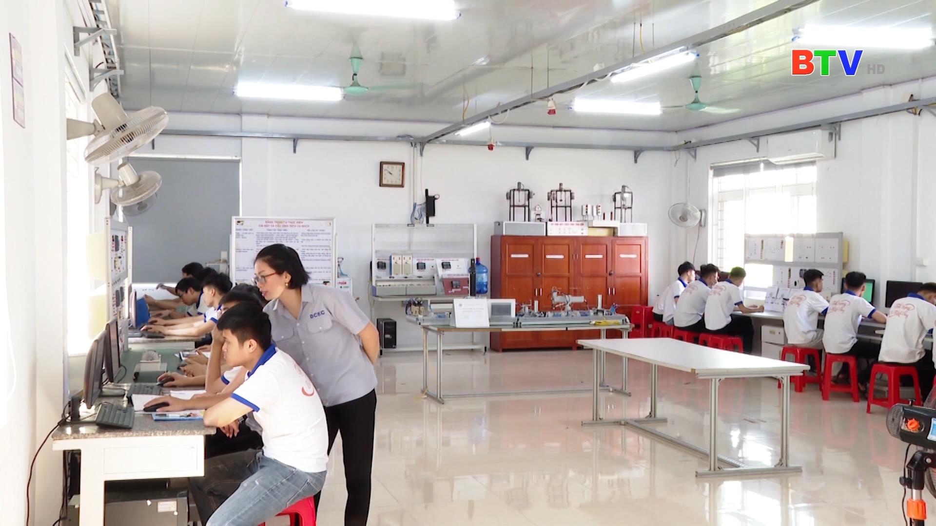 Thành công từ học trường nghề