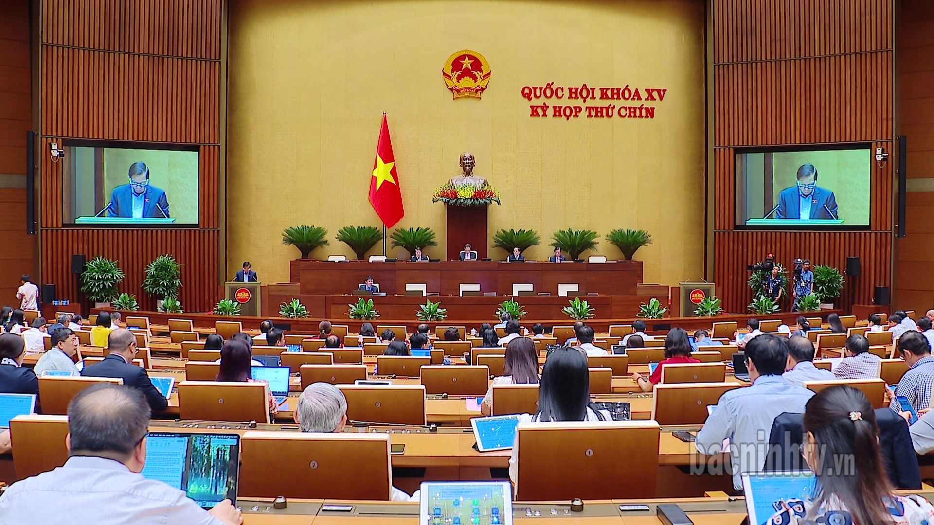 Quốc hội thống nhất đánh thuế tiêu thụ đặc biệt với xăng, nước ngọt, điều hòa 