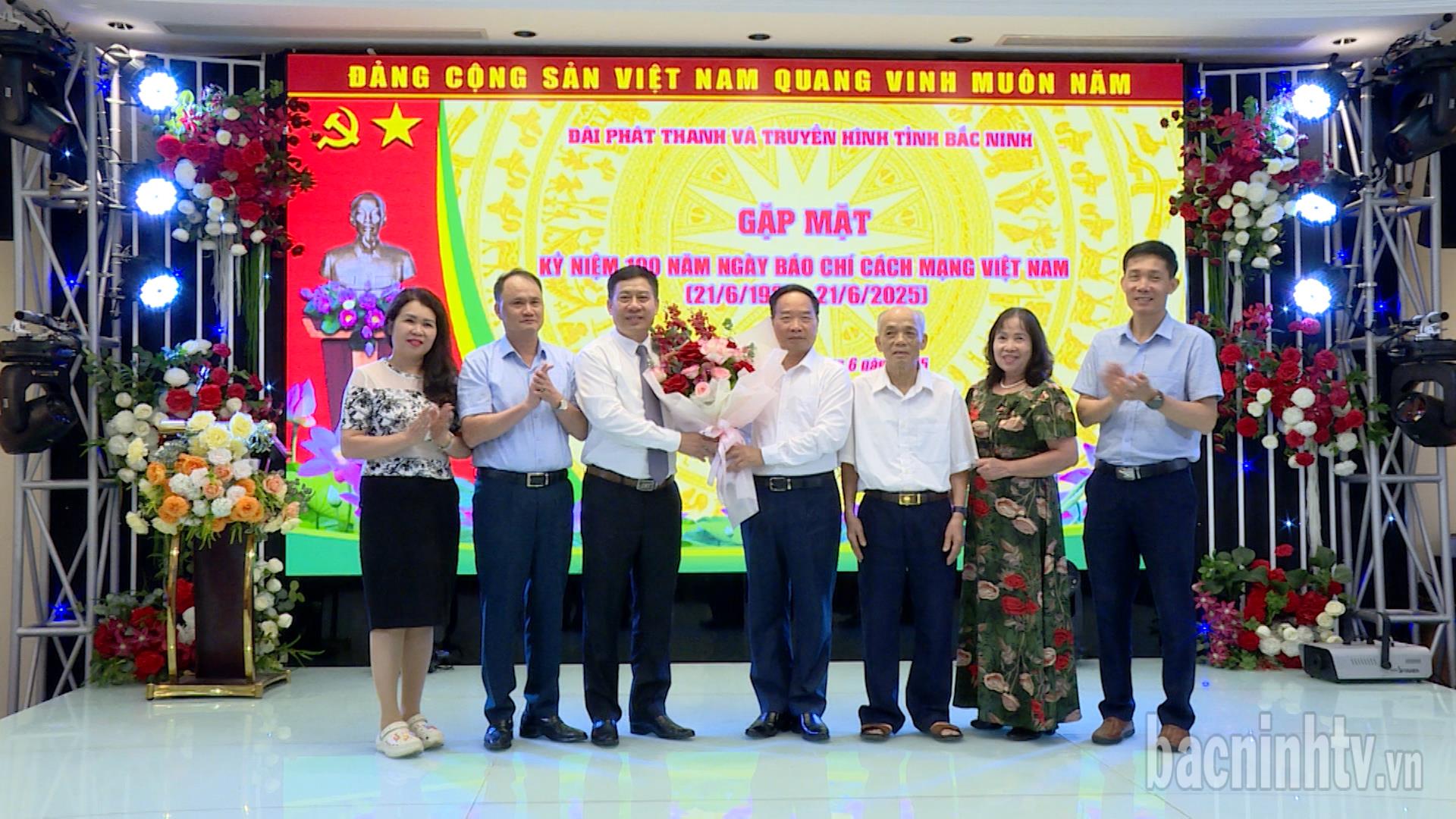 Đài PT&TH Bắc Ninh gặp mặt kỷ niệm 100 năm Ngày Báo chí cách mạng Việt Nam