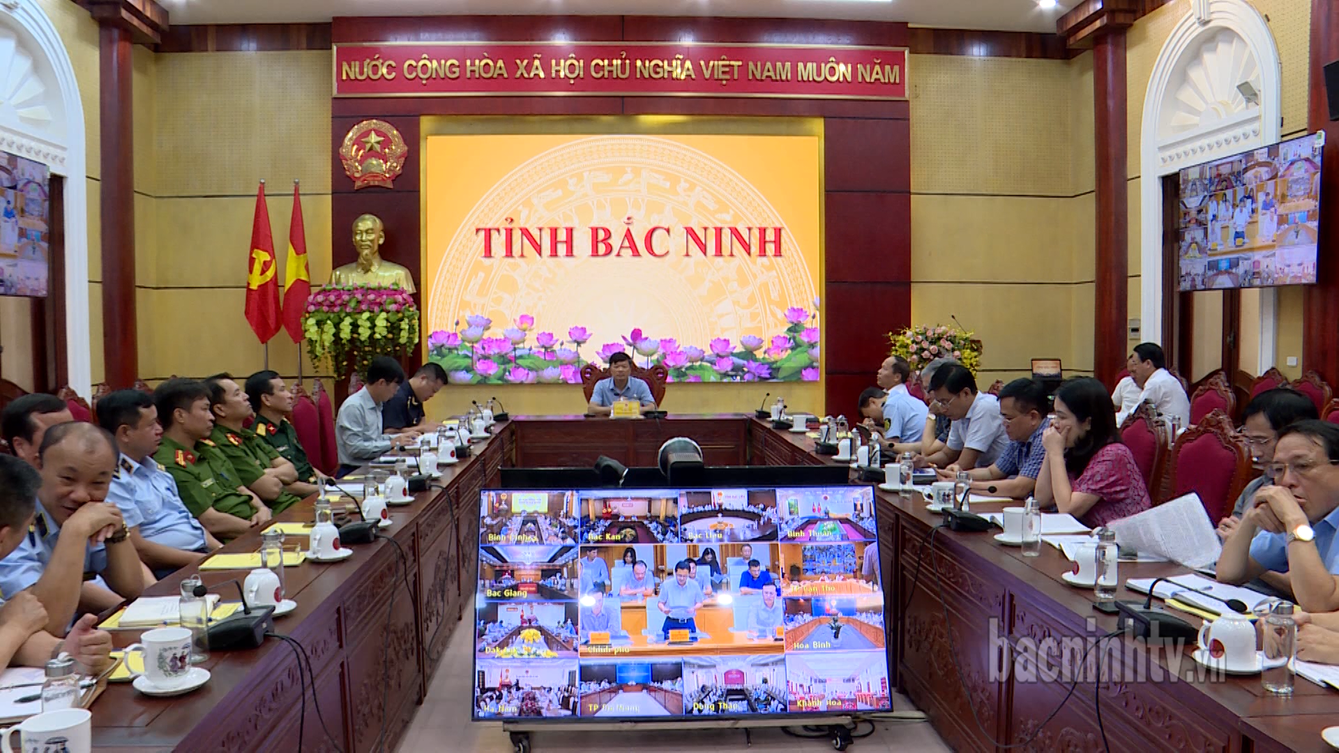 Sơ kết đợt cao điểm đấu tranh ngăn chặn, đẩy lùi tình trạng buôn lậu, gian lận thương mại, hàng giả
