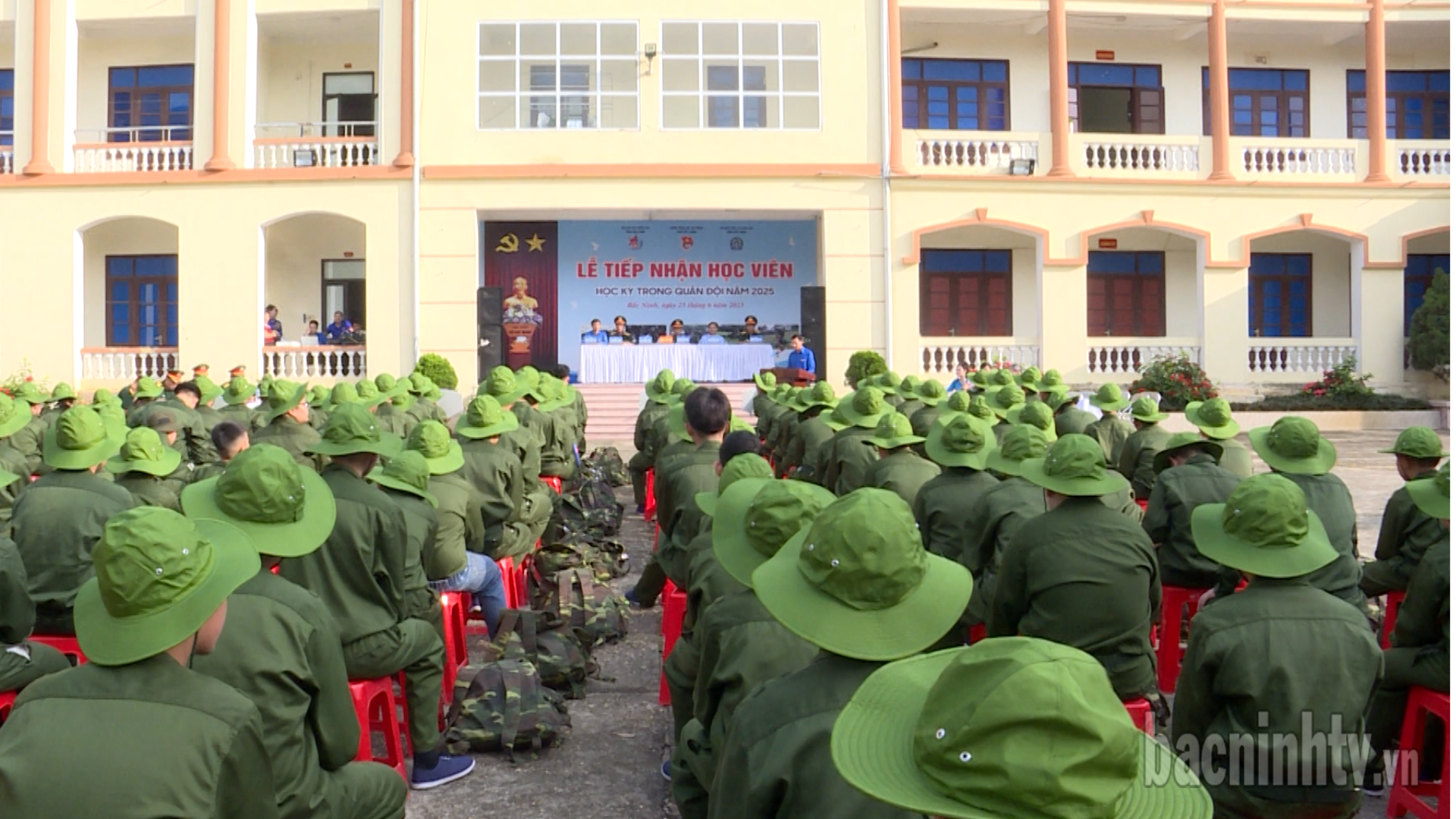 Lễ tiếp nhận học viên Học kỳ trong Quân đội
