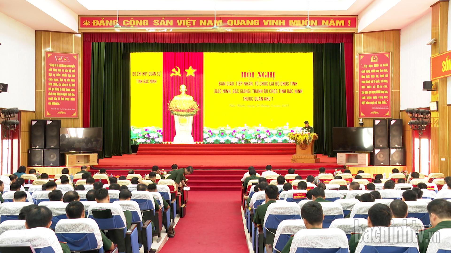Bàn giao, tiếp nhận và tổ chức lại Bộ CHQS tỉnh