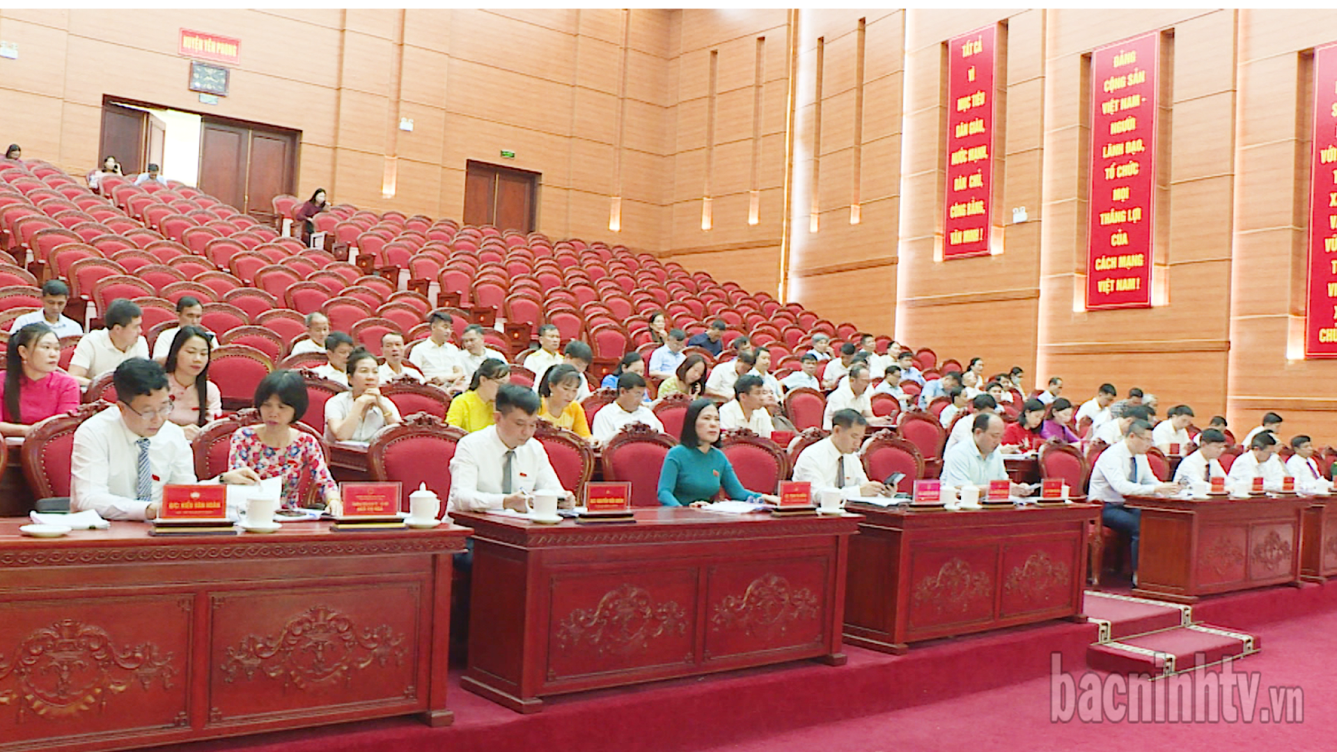 Kỳ họp thứ 25, HĐND huyện Yên Phong khoá XX