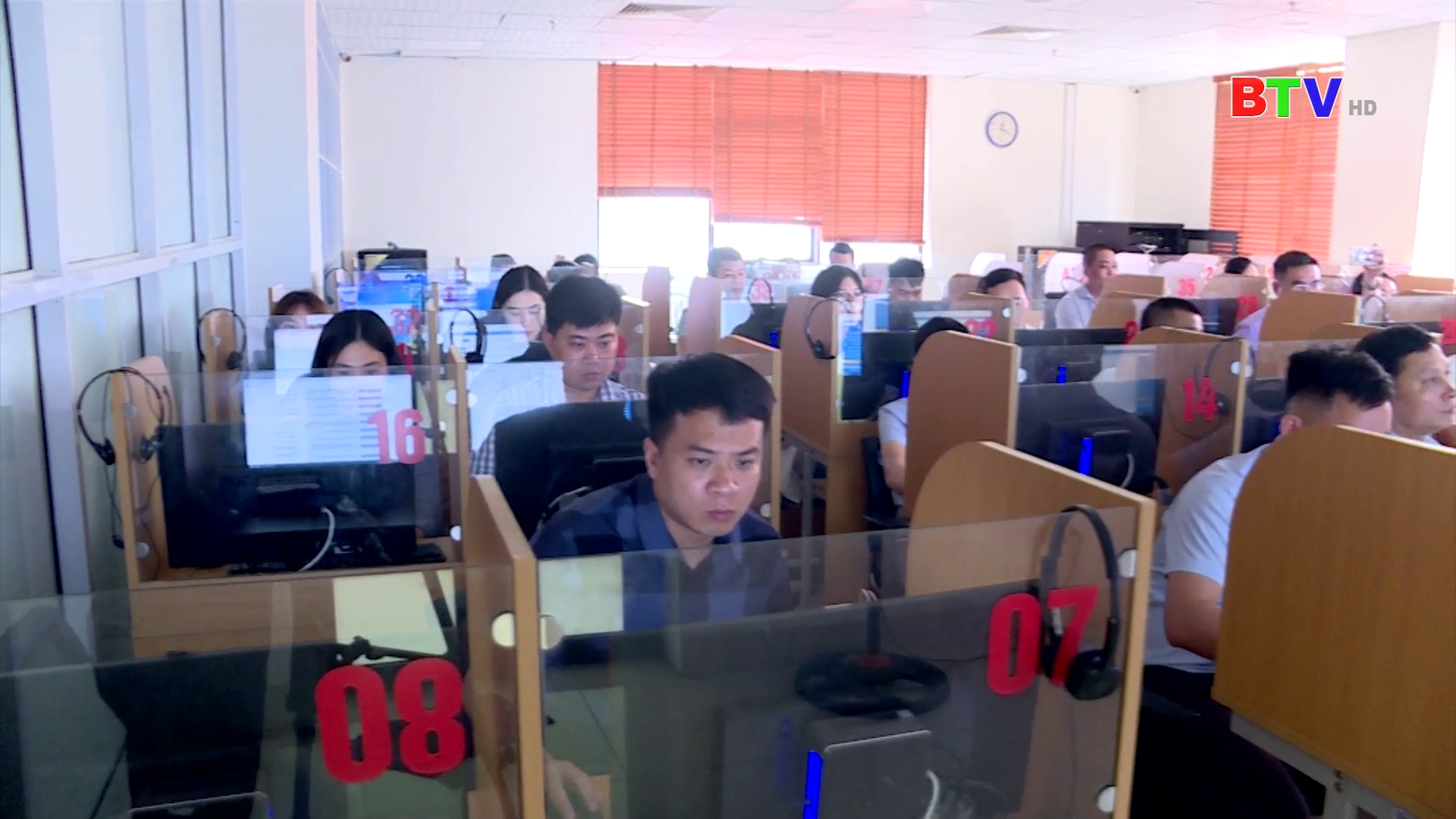 Đào tào cán bộ số bước chuẩn bị chiến lược cho sáp nhập 
